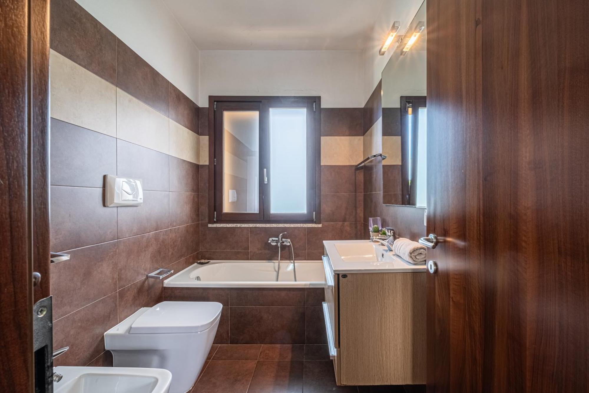 Butterfly Apartment Cagliari - Self Check-In, No Kitchen Buitenkant foto
