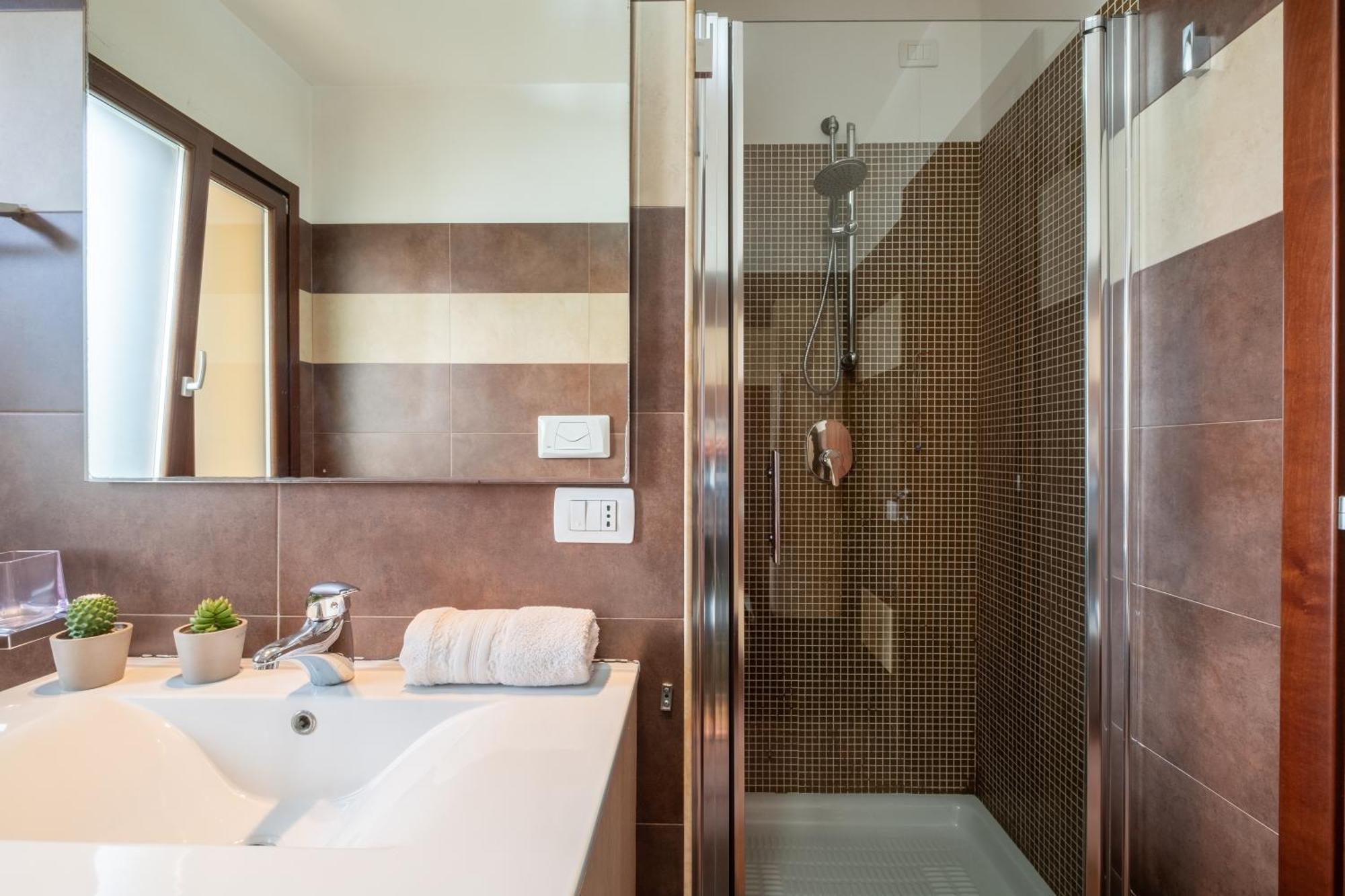 Butterfly Apartment Cagliari - Self Check-In, No Kitchen Buitenkant foto