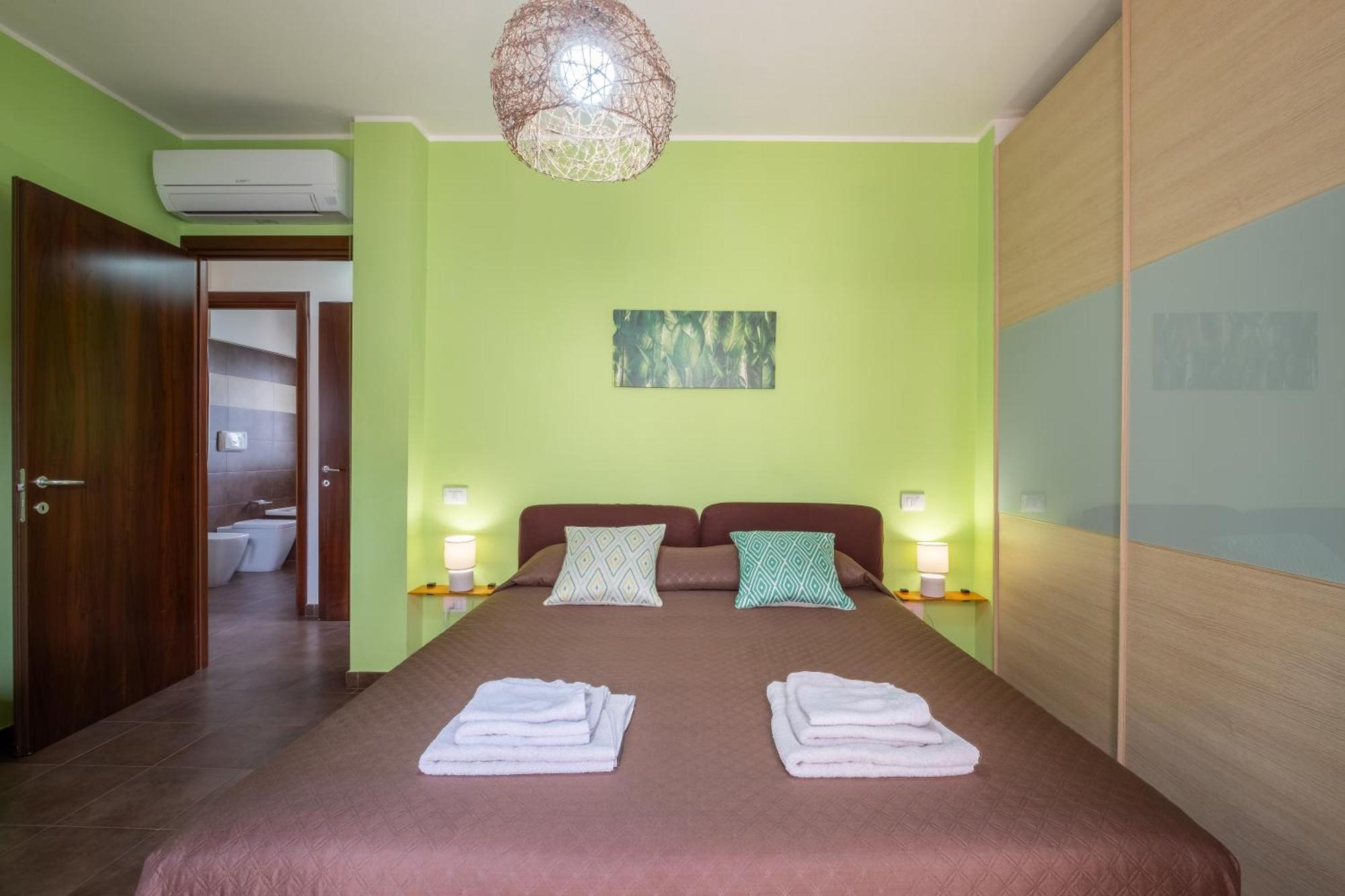 Butterfly Apartment Cagliari - Self Check-In, No Kitchen Buitenkant foto