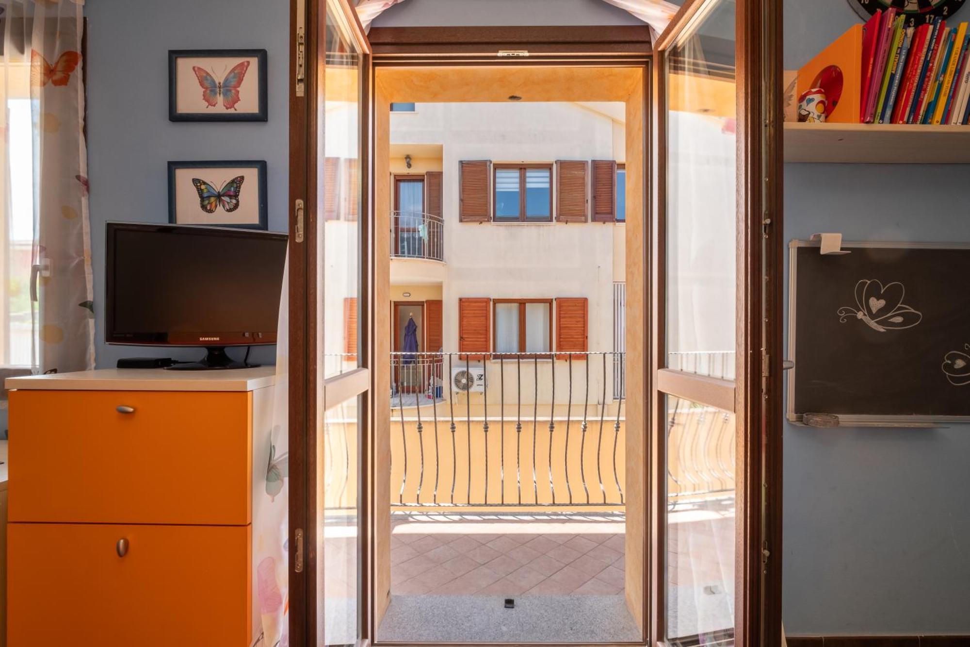 Butterfly Apartment Cagliari - Self Check-In, No Kitchen Buitenkant foto